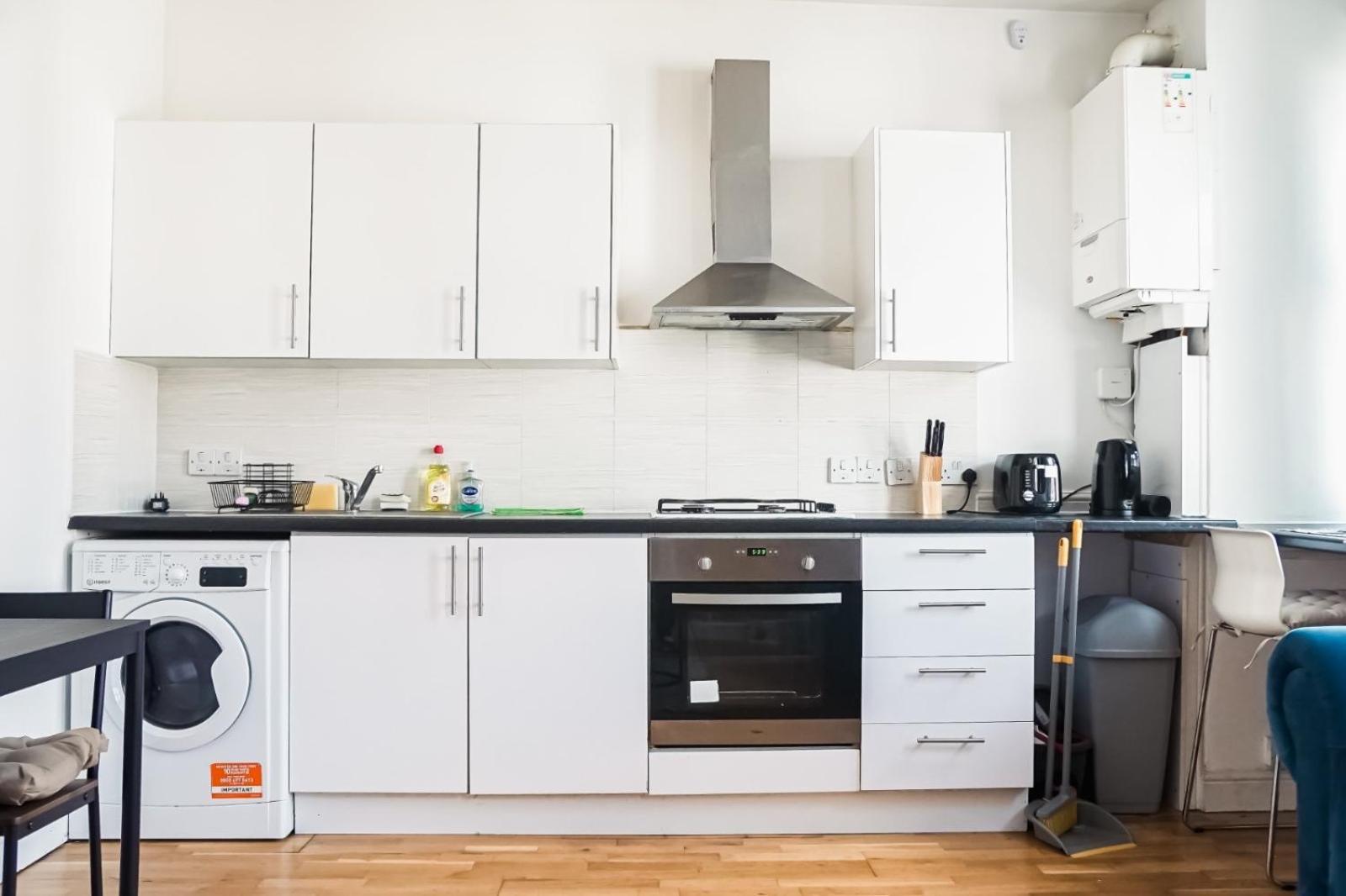 Apartamento Modern Cosy 2 Bedroom House In Tooting Londres